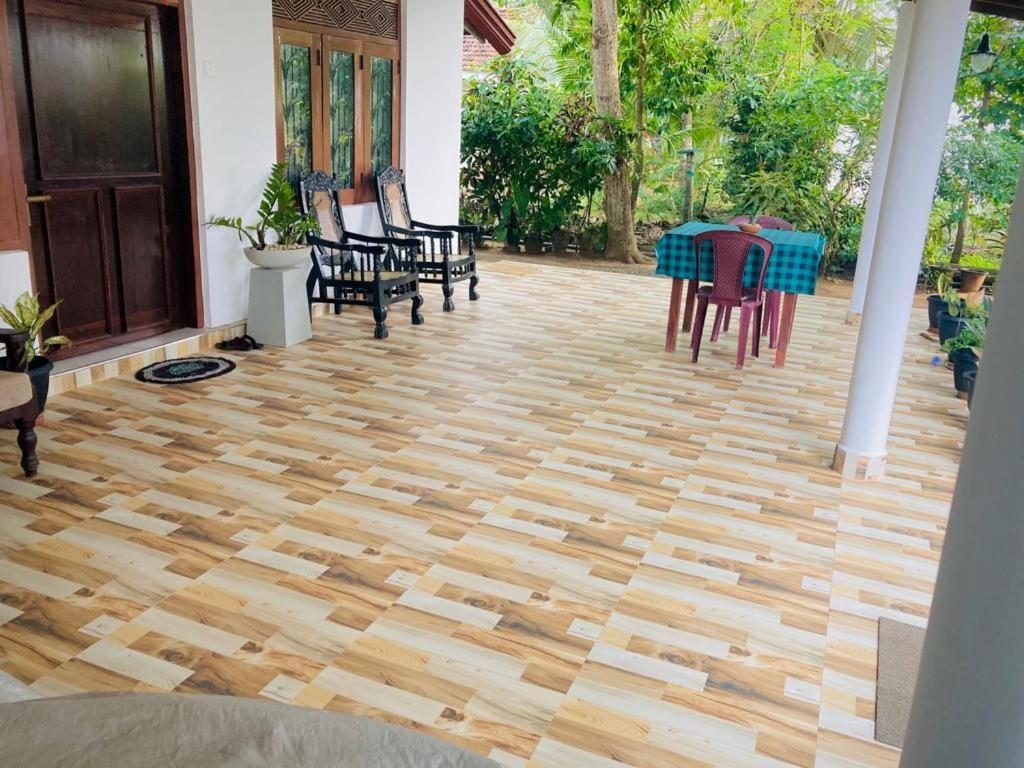 Ameena Homestay แทนกาลเล ภายนอก รูปภาพ
