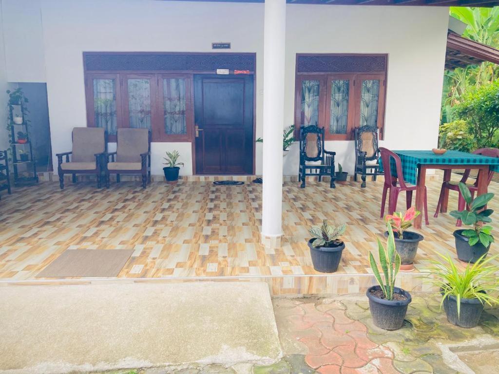 Ameena Homestay แทนกาลเล ภายนอก รูปภาพ