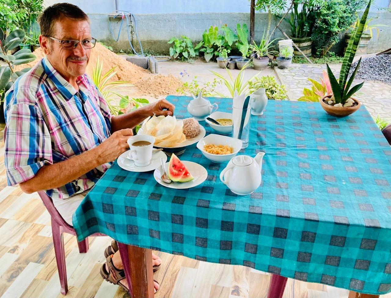 Ameena Homestay แทนกาลเล ภายนอก รูปภาพ