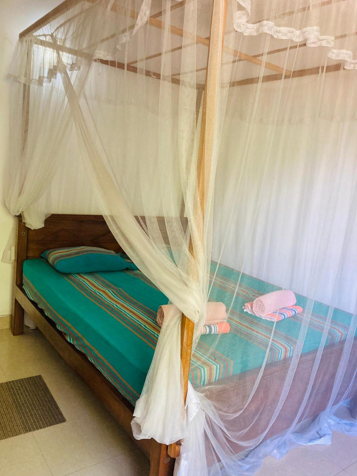 Ameena Homestay แทนกาลเล ภายนอก รูปภาพ